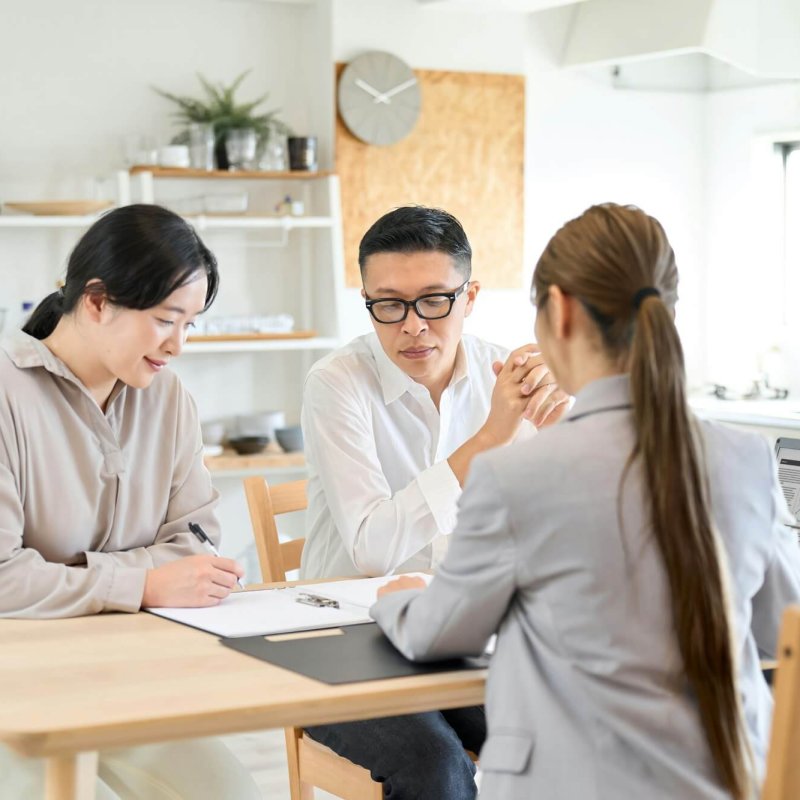 A female insurance agent giving information about insurance